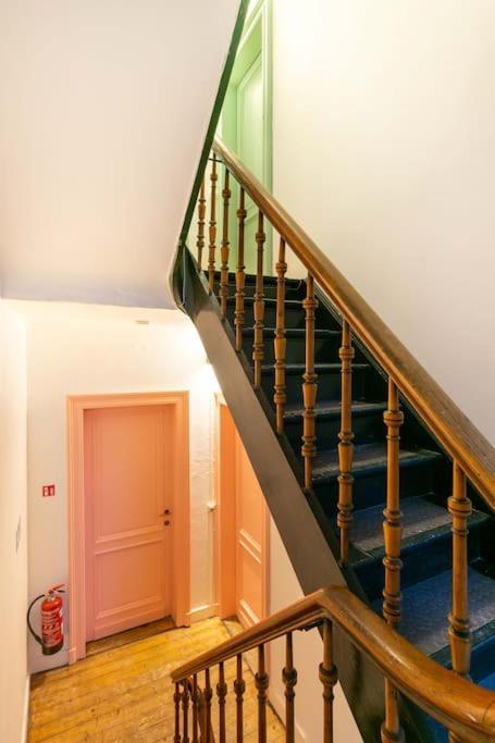 Pink Fairytale-Like Apartment Antwerpen Ngoại thất bức ảnh