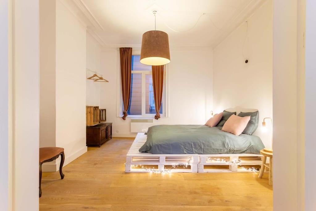 Pink Fairytale-Like Apartment Antwerpen Ngoại thất bức ảnh