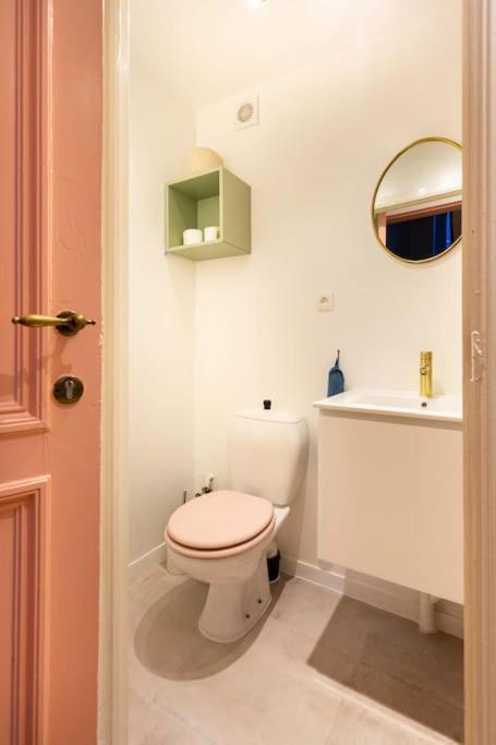 Pink Fairytale-Like Apartment Antwerpen Ngoại thất bức ảnh